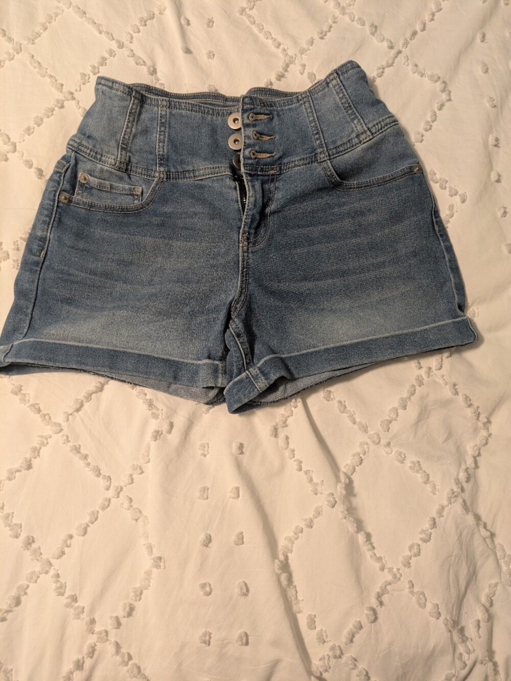 No Boundaries High-Waist Light Blue Denim Shorts